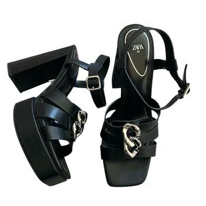 Zara Black Silver Chain Detail Chunky High
Heel Platform Sandals Size 40 (US 9)